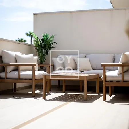 Design Flamenco Garden At La Golf - By Oyoostays Apartment *